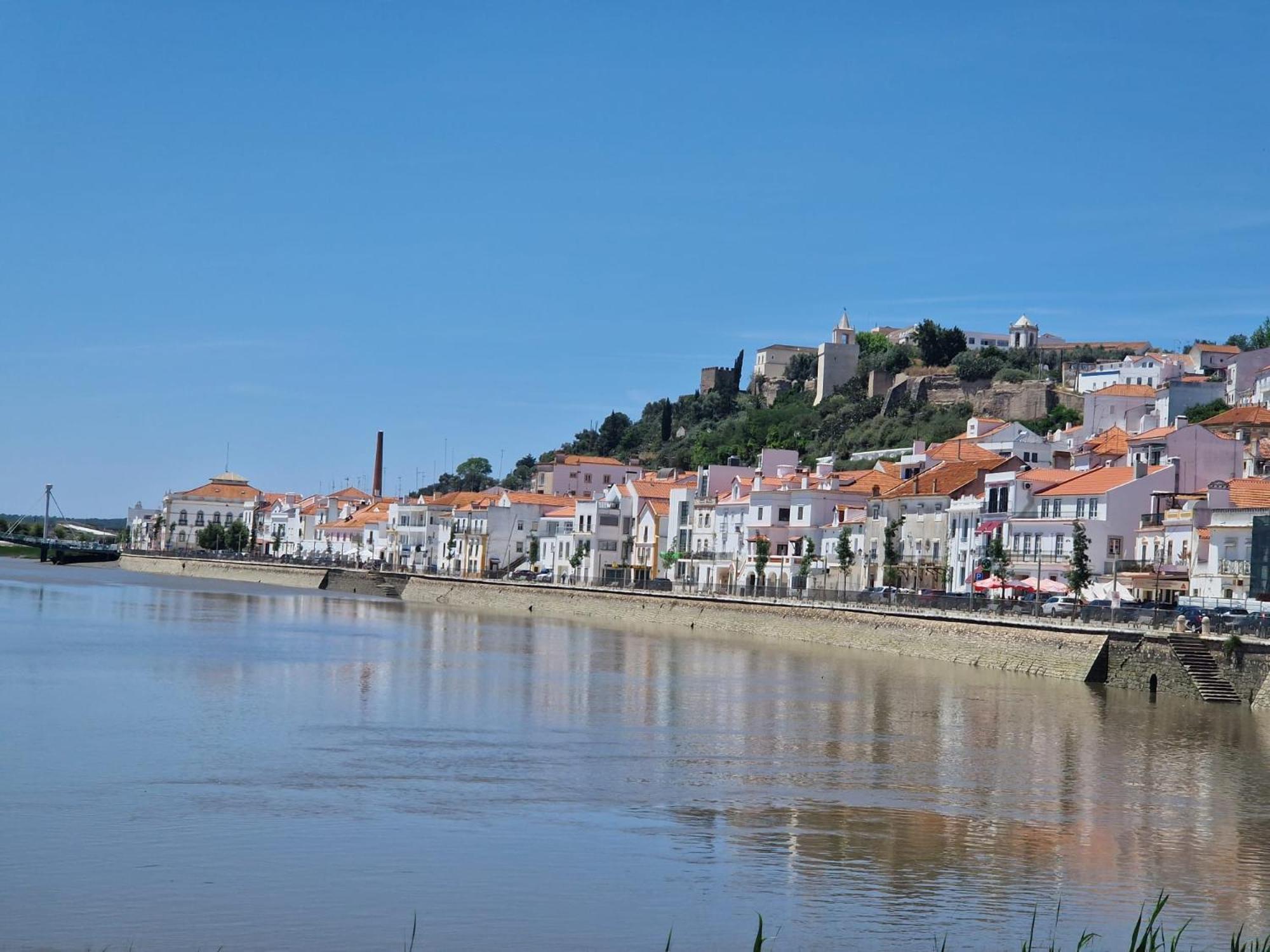 Da Calcada Ao Rio